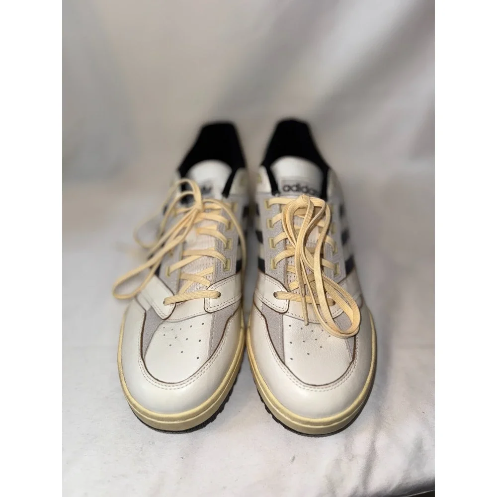 Adidas Artillery 24 ID3971 Mens Sneaker 10.5 Off White Athletic Basketball Shoes